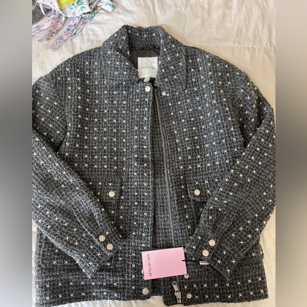 Avec Les Filles Gray Tweed Jacket with pearl and bead detailing NWT size XS